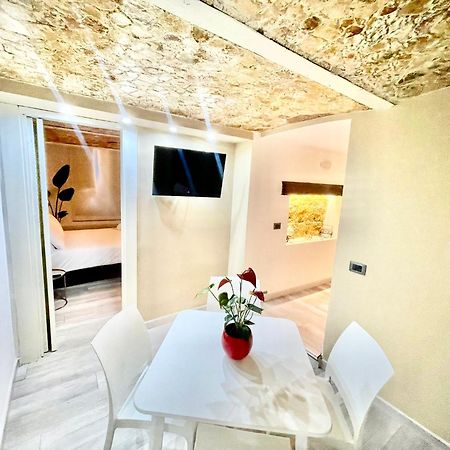 Stationsuite N5 Spa Privata Idromassaggio & Wifi Zona Centrale Vicino Alla Stazione Palermo Kültér fotó