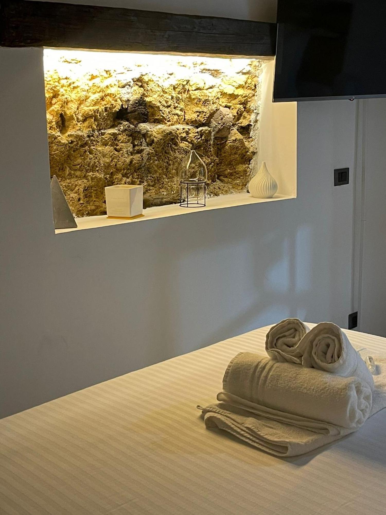 Stationsuite N5 Spa Privata Idromassaggio & Wifi Zona Centrale Vicino Alla Stazione Palermo Kültér fotó