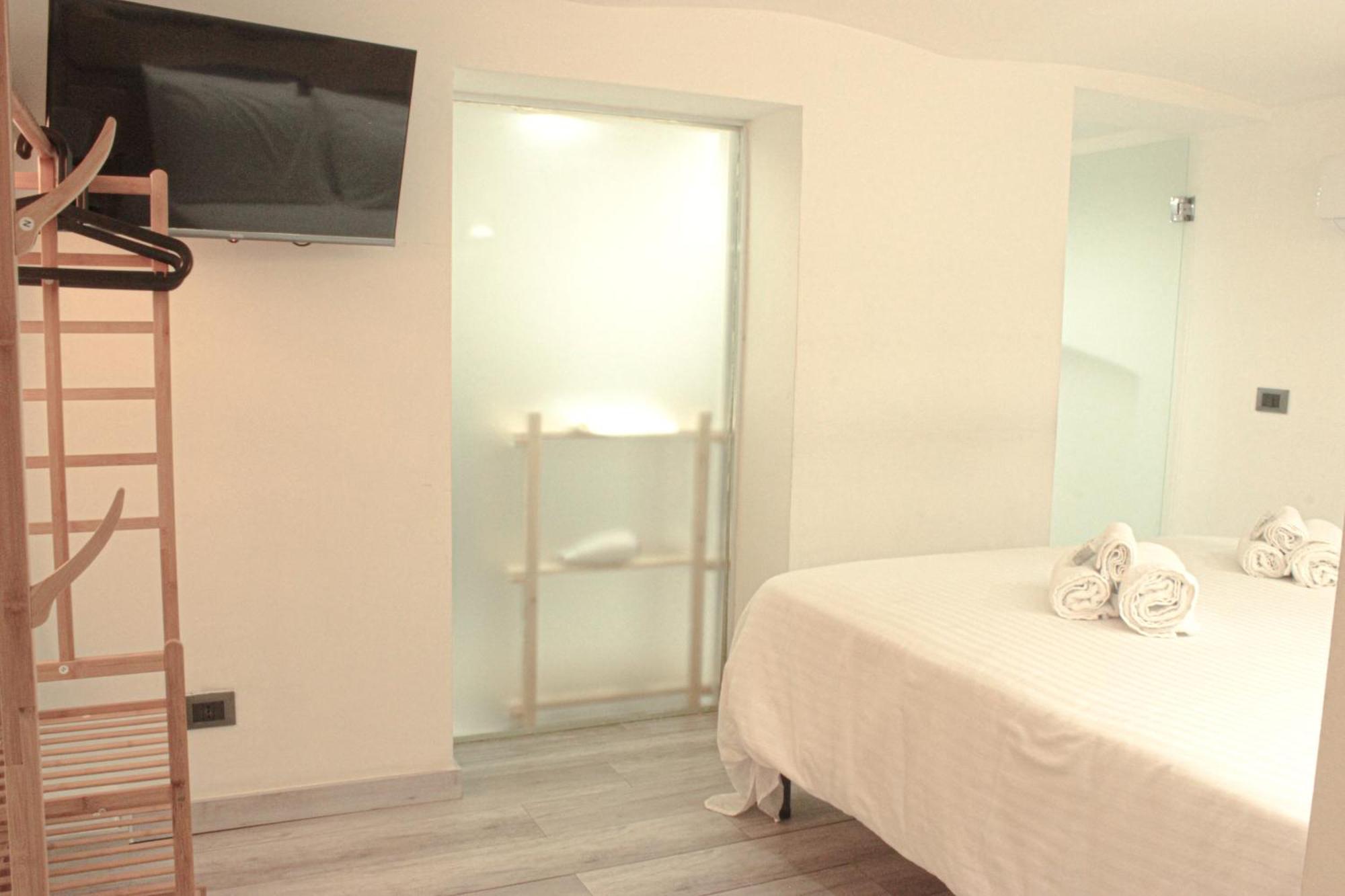 Stationsuite N5 Spa Privata Idromassaggio & Wifi Zona Centrale Vicino Alla Stazione Palermo Kültér fotó