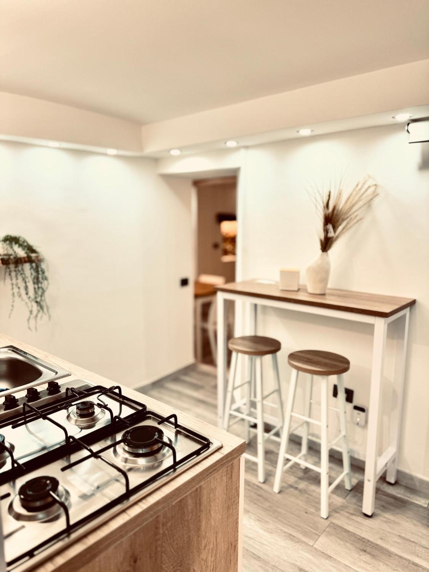 Stationsuite N5 Spa Privata Idromassaggio & Wifi Zona Centrale Vicino Alla Stazione Palermo Kültér fotó